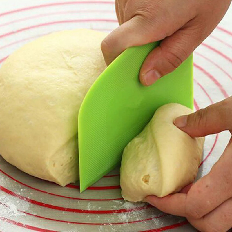 プラスチック生地ウェイトカッタークッキーフォンダンパンピザツ - Bread Baking Kitchen Utensils のレビューと価格