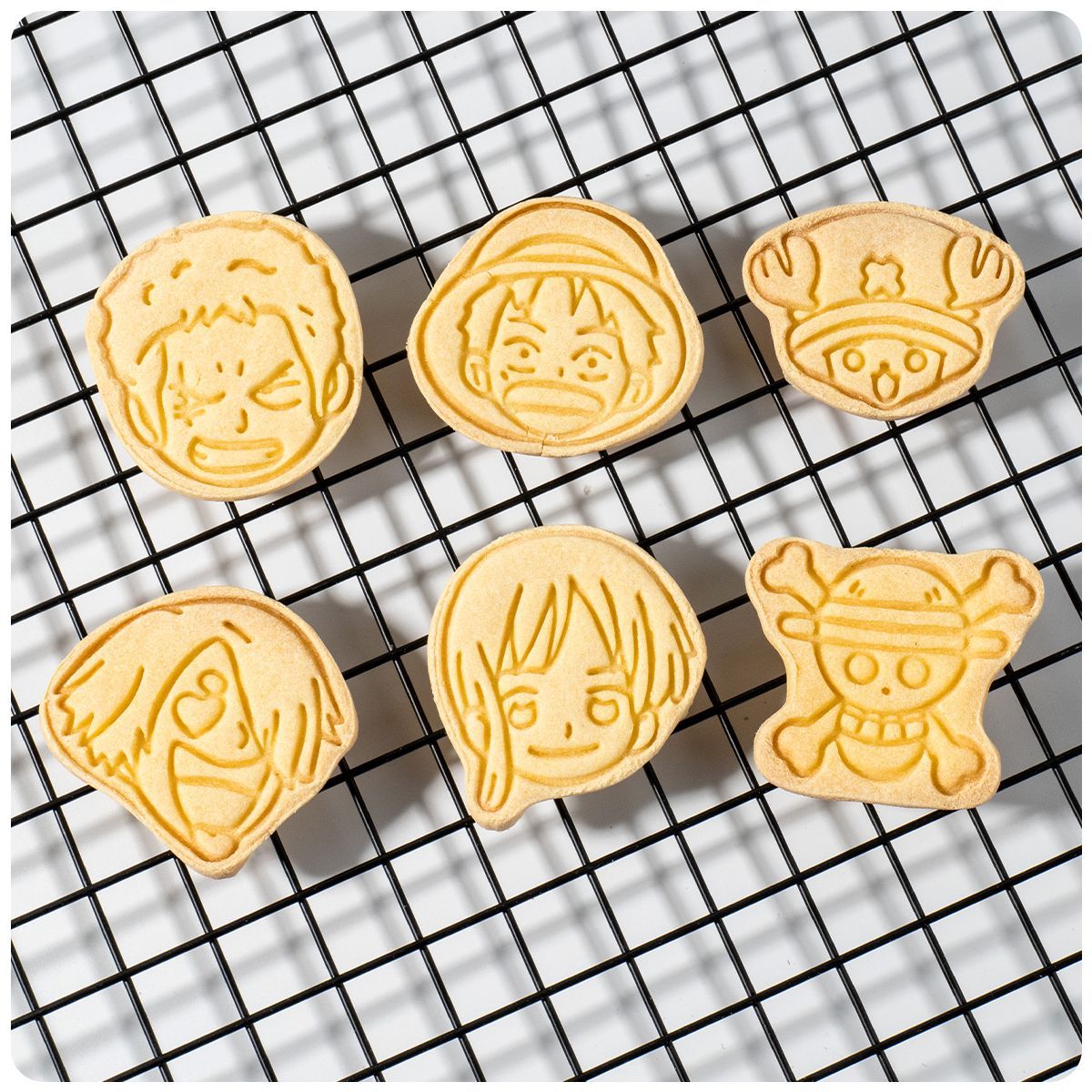 アニメワンピース クッキーカッターセット ルフィ ゾロ ウソ - Kitchen Baking Products のレビューと価格